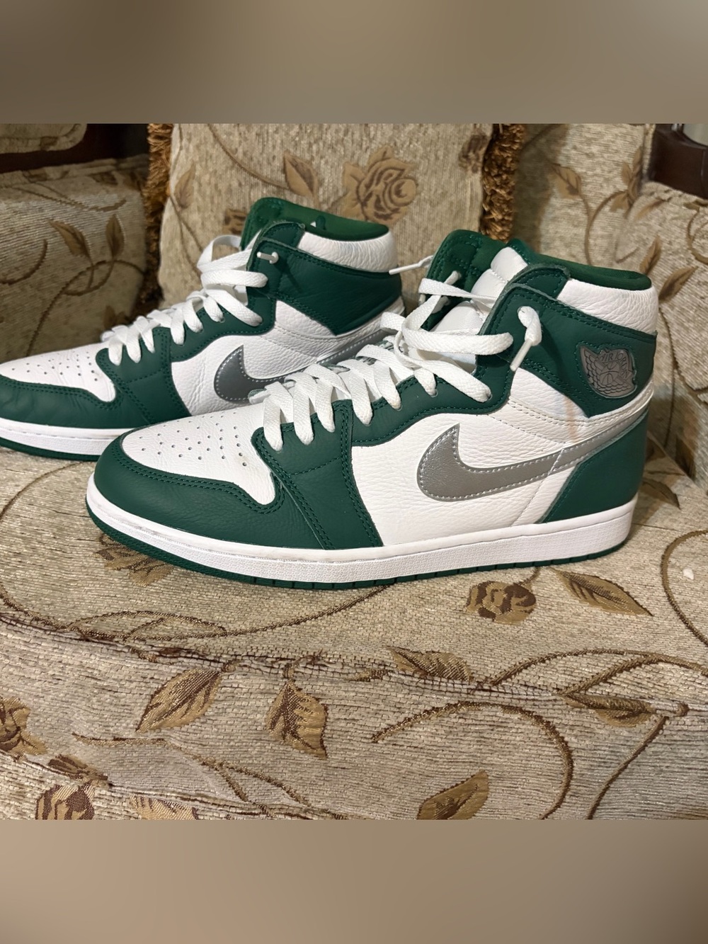 Jordan 1 Hi-top  Sneakers - Green / White